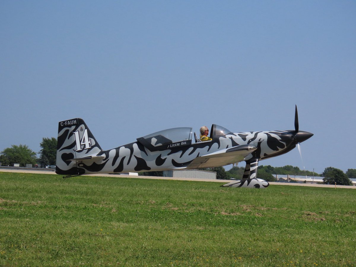 Jen_Niffer's tweet image. You just never know what you’ll see at Airventure. This is apparently a Team Rocket F-1 Rocket which I had never heard of before. Love the paint! And the name… just a Little Bit. 😁 #avgeek #aviation #airplane #OSH25 #kitplane