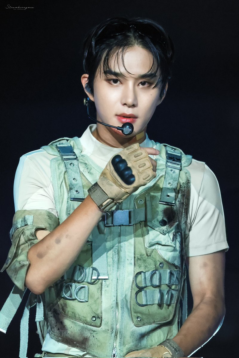 minikiiro_'s tweet image. น้ำท่วมบ้านเพราะการปะป๊าระเบิด🙂‍↕️