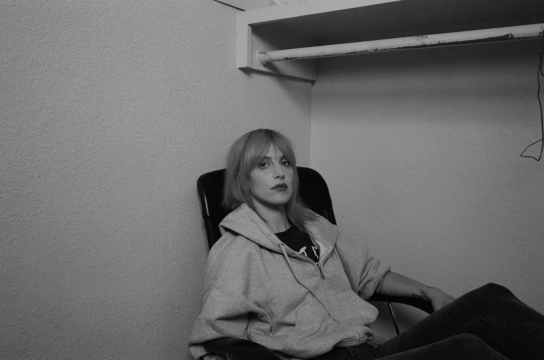 paramorebr's tweet image. Nova foto da Hayley postada pela Good Dye Young! 📸