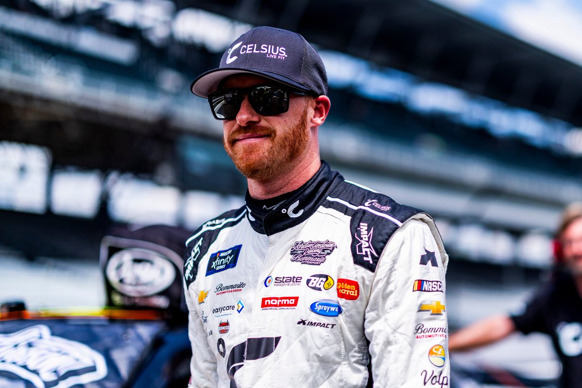JebBurtonRacing's tweet image. Grinded out another top 15. Thank you @celsiusofficial! 🍊2️⃣7️⃣