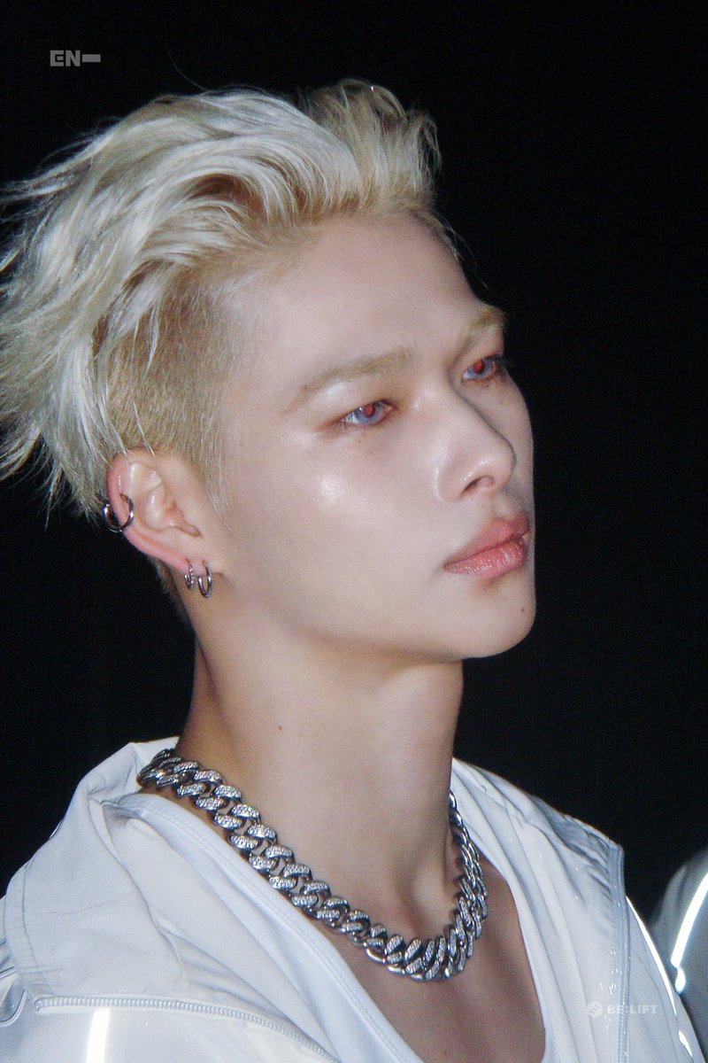 toldolallots's tweet image. 