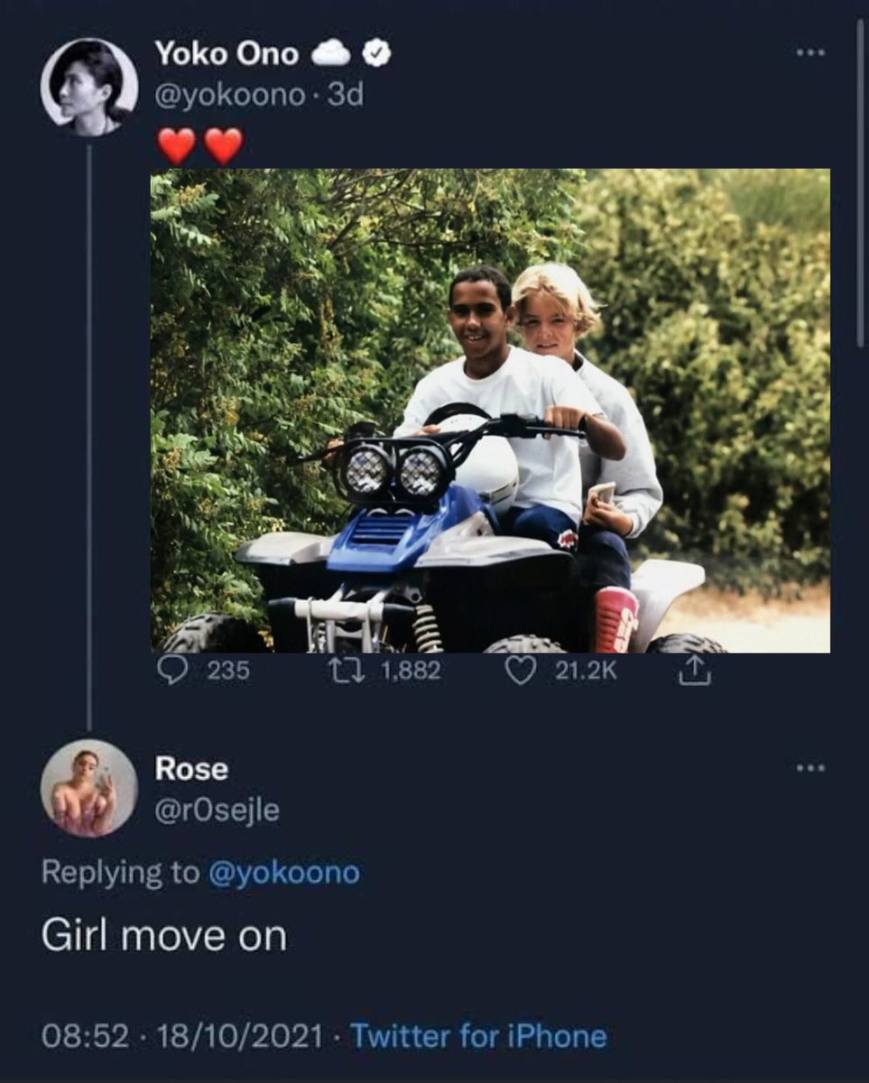 val 🦦 (@h44mllton) on Twitter photo 