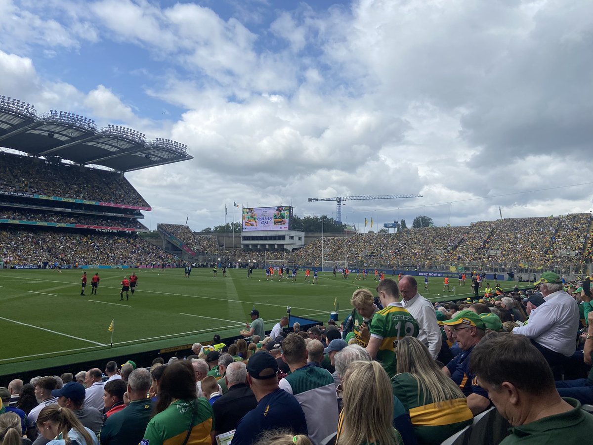 What a sea of Green &amp; Gold. Up the Kingdom!