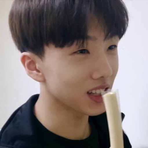 hamsuwatson's tweet image. 하...비계친님이 갑자기 이걸올림
지금 코에서 김나옴..쌰앙ㅋㅋㅋㅋㅋㅋㅠㅠㅠㅠ