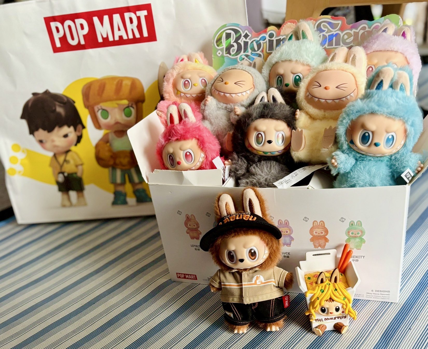 店員ラブブ店舗限定 店員ラブブ店舗限定 POP MART JAPAN (@POPMARTJapan) / X