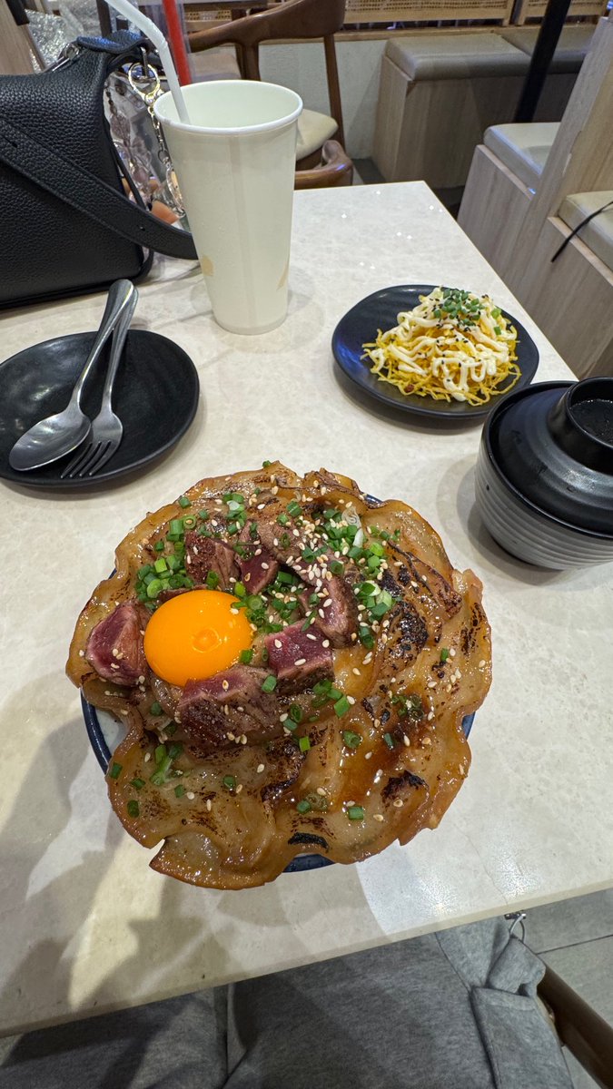 kekei tweet media