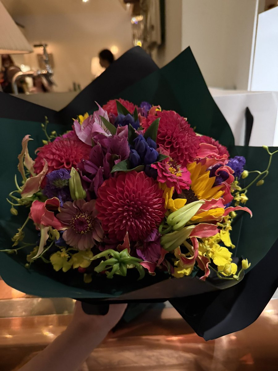 0725veronica's tweet photo. お陰様で遂に半世紀ですよ https://t.co/5ptdyybI6N