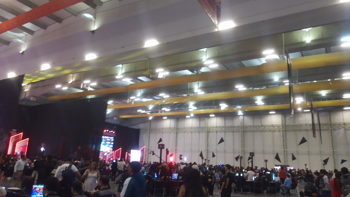#smashfactor12 ha sido increíble.
Listos para el día 2