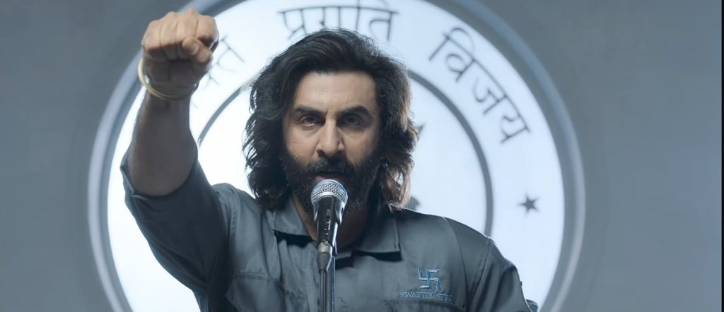 FilmyNaved's tweet image. #RanbirKapoor’s Lineup — PURE BLOCKBUSTER STUFF 🔥🔥🔥
#Ramayana Part 1
#Ramayana Part 2
#LoveAndWar
#AnimalPark
#Dhoom4 (Almost Locked)
#Brahmastra2
#RK x #Hirani (In Talks)
BIGGEST lineup. Each film has the potential to be a ₹1000 crore+ grosser. 🫡💣