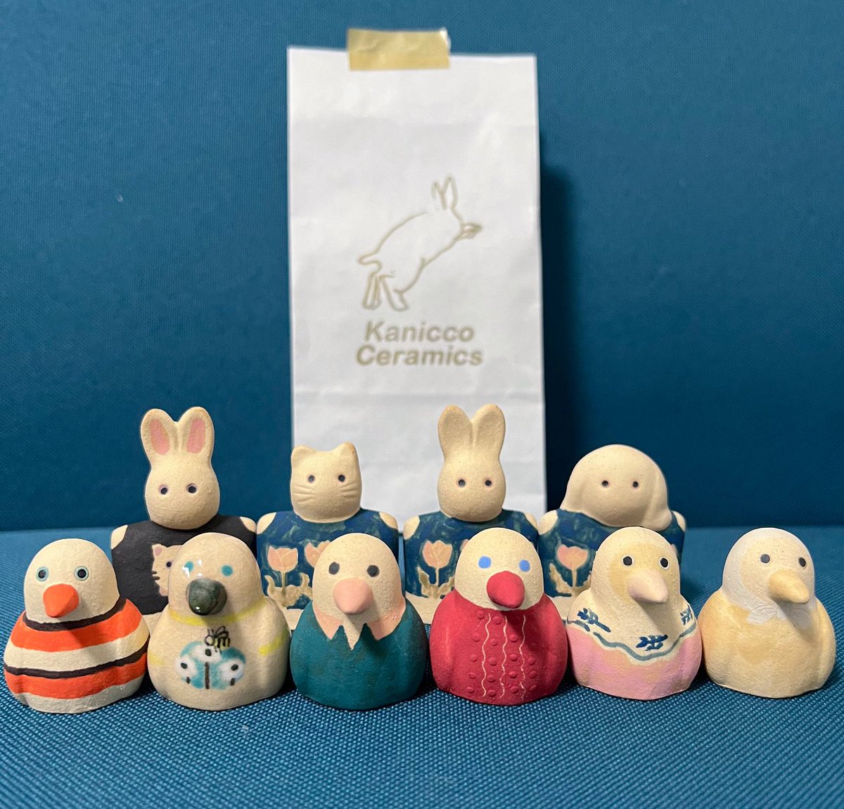 ladieu_s's tweet image. ※推し作家さん語り
KaniccoCeramicsさん🦀
(カニッコセラミックス)
陶器でできた指人形たちがとってもかわいい…ꪔ̤̮ ♡
以前、谷中を散歩していた時に偶然出会ってからずっと大好きです🫶
無限回収したい☝️🥰
@KaniccoCeramics