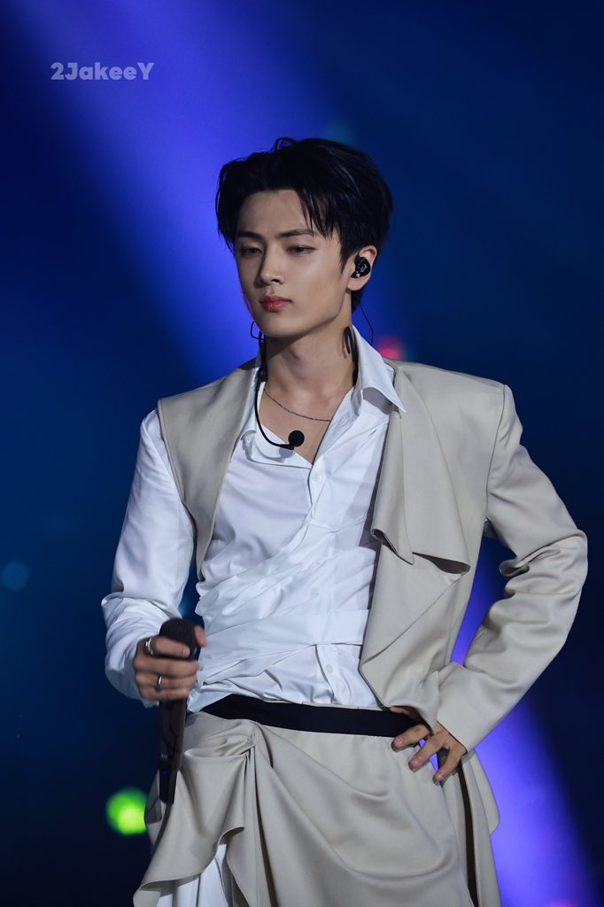 2JakeeY's tweet image. 250727

#ENHYPEN_JAY #엔하이픈 
#JAY #제이 #종성 #박종성 #ジェイ
#ENHYPEN