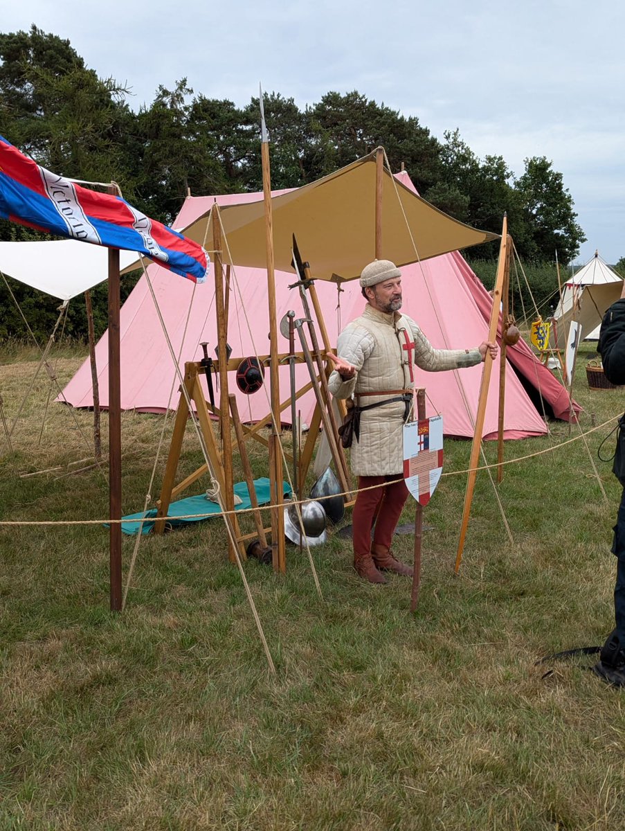 SoultonHall's tweet image. Battle of Shrewsbury reenactment is ON today in Shrewsbury! ⚔️ Witness history come alive – just don't expect Falstaff to be taking credit for Hotspur's defeat! 😉 An epic day out for all. #BattleOfShrewsbury #Shrewsbury #Shakespeare #LivingHistory