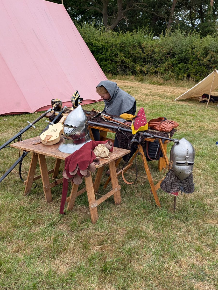 SoultonHall's tweet image. Battle of Shrewsbury reenactment is ON today in Shrewsbury! ⚔️ Witness history come alive – just don't expect Falstaff to be taking credit for Hotspur's defeat! 😉 An epic day out for all. #BattleOfShrewsbury #Shrewsbury #Shakespeare #LivingHistory