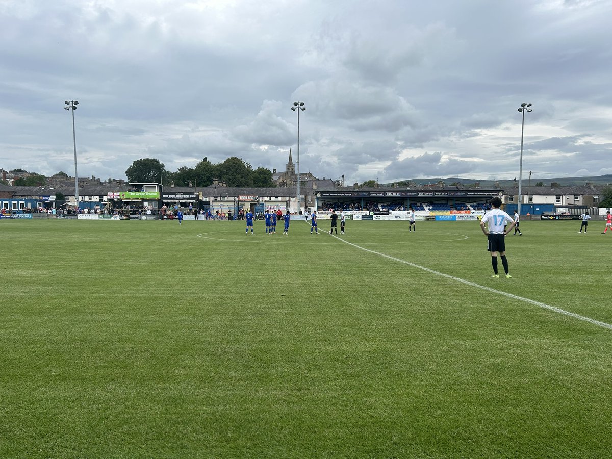 ASFCPlayers's tweet image. Clitheroe 6-1 Flixton.
Good luck to @ClitheroeFC for the season.
#asfc