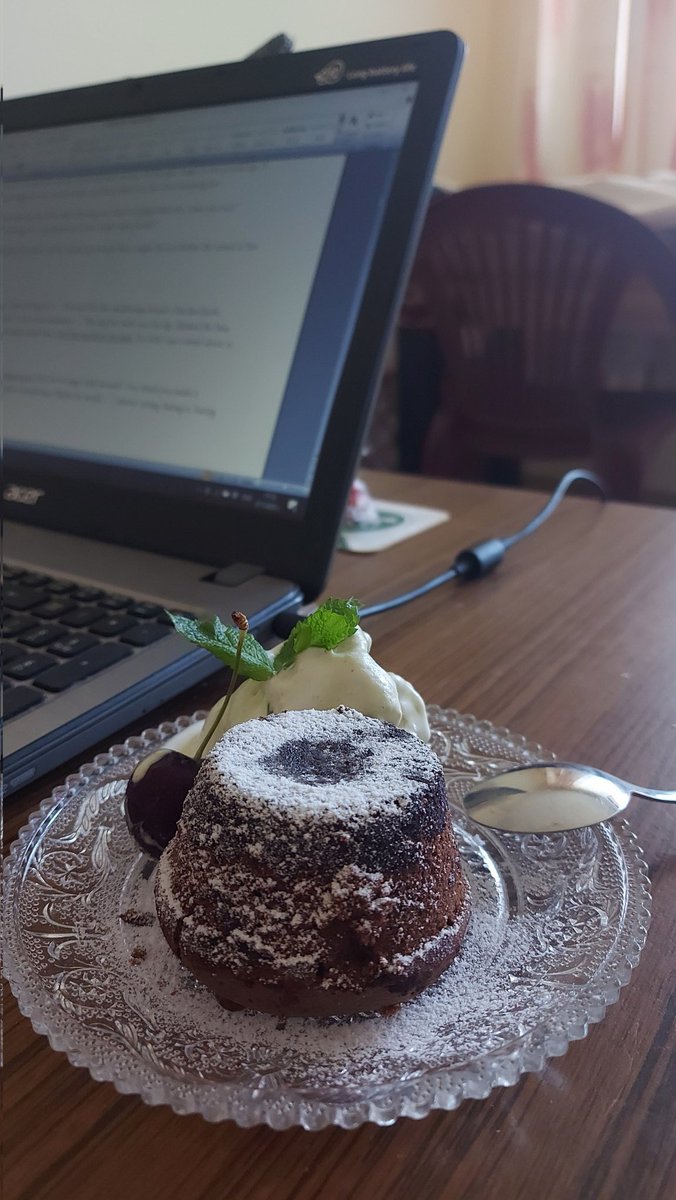 kestrelofherran's tweet image. making imarkhelena make out after i eat this