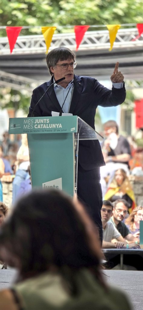 JuntsxcatGracia's tweet image. Part dels graciencs assistents al 5è aniversari de @JuntsXCat  amb el MHP @KRLS a Prats de Motlló, a la Catalunya Nord.

 Recupereu l&apos;acte aquí :
 youtube.com/live/1b5WoHpNT…

#Junts
#Gràcia
#Barcelona