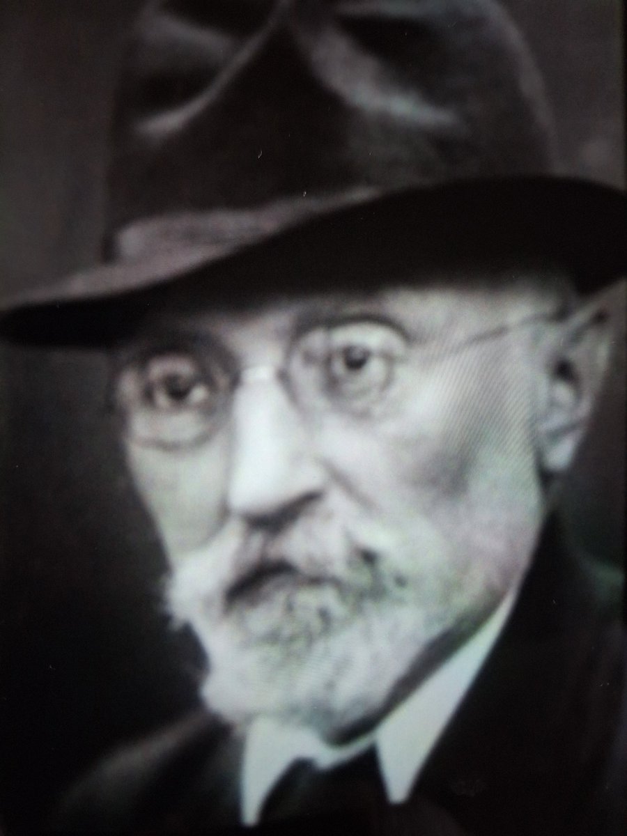 PalaciosAurora's tweet image. El &quot;fuertemental&quot;  Unamuno 1864 1936
haciéndose niño y añorando el refugio materno