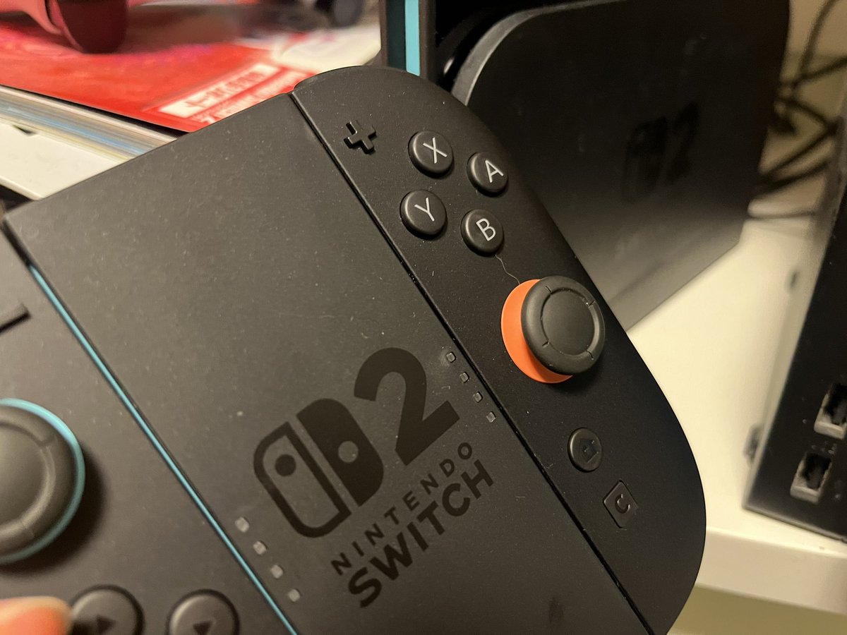 gojadaisakusen's tweet image. これは帰ったらしれっと届いてたSwitch2🙄最初にやるのはカービィかな〜🥺
