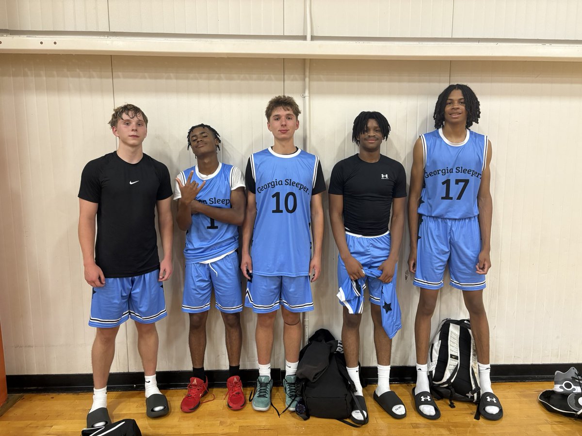 Georgia Sleeperz (@gasleeperz) on Twitter photo A tough loss to HoopAtlanta Black to end our summer at <a href="/OntheRadarHoops/">Shun Williams</a> Very thankful for these guys!
<a href="/JusticeRedd8/">Justice Reddish</a> 20 pts, 9 reb
<a href="/10grayson10/">Grayson Hockaday</a> 16 pts, 6 reb, 1 ast
<a href="/Simmons4Jacoby/">Jacoby Simmons</a> 15 pts, 2 reb, 4 ast
<a href="/maxharmelink/">Max Harmelink</a> 14 pts, 16 reb, 1 stl
<a href="/everett_m11/">Everett Meachum</a> 1 pts, 2 reb, 2 stl, 1 ast A tough loss to HoopAtlanta Black to end our summer at <a href="/OntheRadarHoops/">Shun Williams</a> Very thankful for these guys!
<a href="/JusticeRedd8/">Justice Reddish</a> 20 pts, 9 reb
<a href="/10grayson10/">Grayson Hockaday</a> 16 pts, 6 reb, 1 ast
<a href="/Simmons4Jacoby/">Jacoby Simmons</a> 15 pts, 2 reb, 4 ast
<a href="/maxharmelink/">Max Harmelink</a> 14 pts, 16 reb, 1 stl
<a href="/everett_m11/">Everett Meachum</a> 1 pts, 2 reb, 2 stl, 1 ast
