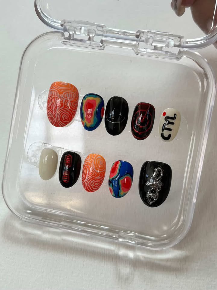 dreamperfectbby's tweet image. yo dabin, look what you made me do... now ive got these super cute nails, all inspired by you! #senseS #CTYL #sensorydevice superrr cool! Can’t wait to show them off. When do you think the right time will be?!? 🫣✨💅🤲