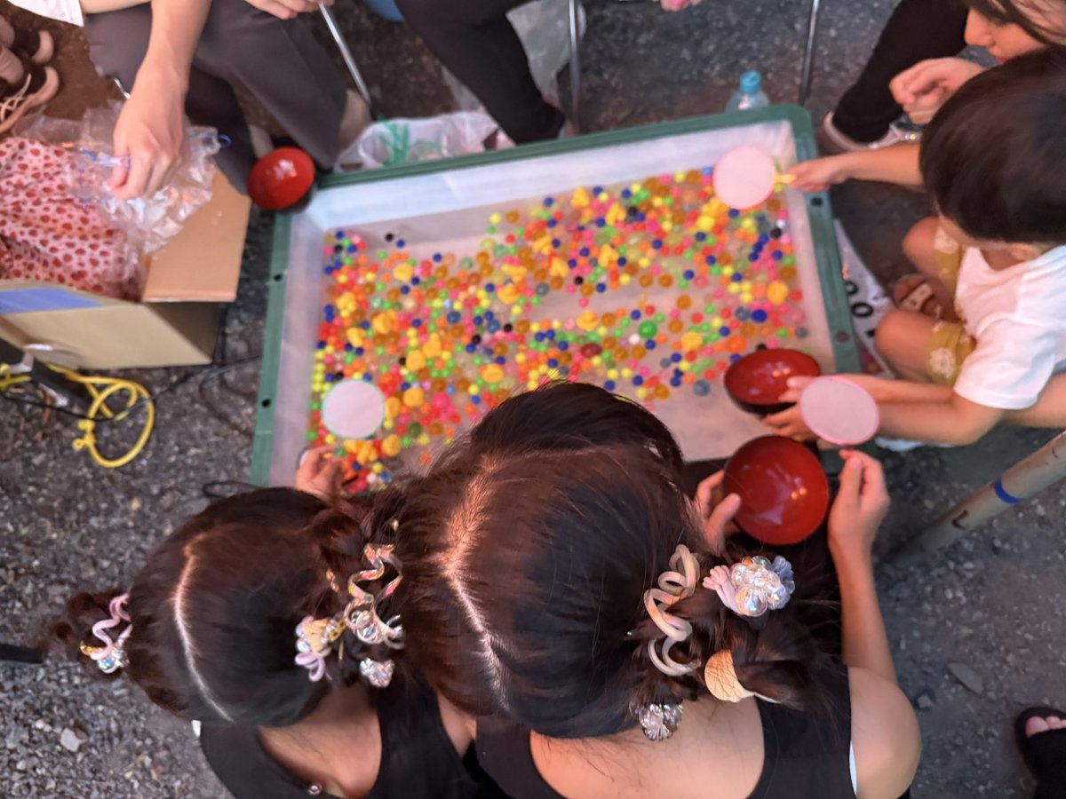 sea_riry's tweet image. .
.
今日はお祭り 🏮
.
小さいお祭りだから
ボールすくいも千本引きもラムネも¥100 ♡
.
.
こういうお祭りがいいね𓂃 🍧 𓈒𓏸︎︎︎︎
.
.