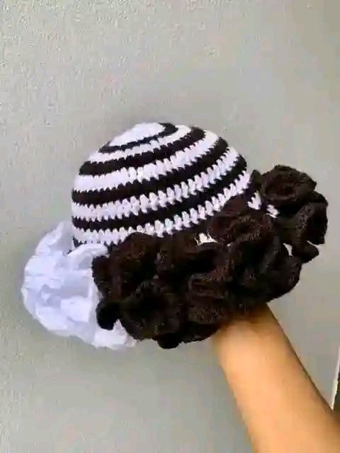 solomonkabari's tweet photo. Happy Sunday beautiful people
It's another new week to patronize me please.. what u need ?

Crochet outfits ?
Waist Beads ?
Perfumes ?

I gat Dem👄 just dm straight away ! 
 https://t.co/pd7BHscQlM

#business #crochet https://t.co/HXS1ANBO2u