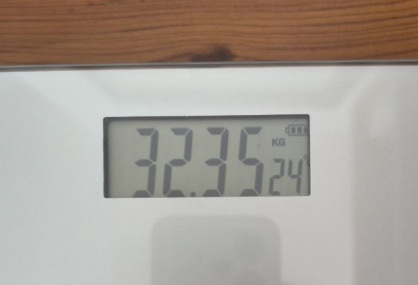 bulimiarch's tweet image. im finally 32kg 😭😭 i was stuck at 33 for so long