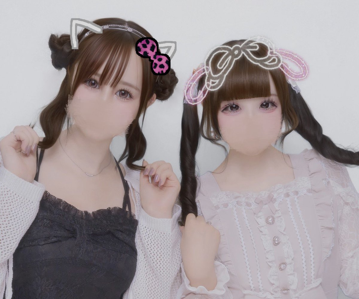 msgi_i's tweet image. ピューロに行く服すぎたのですべりこみプリクラしてきたけどおまえらだれーーーーー⁉️🙀🙀🙀（最後のは1ミリも酔えず意味をなさなかったアルコール）