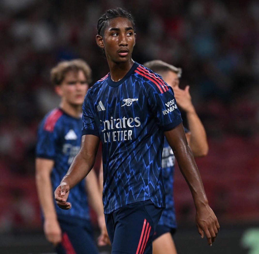 Dont sleep on Marli Salmon. Best CB in his age group. Rated very very highly by everyone at the club. Paired with Dowman as one of the select few who can genuinely break into the starting XI.

Currently being mentored by Saliba.