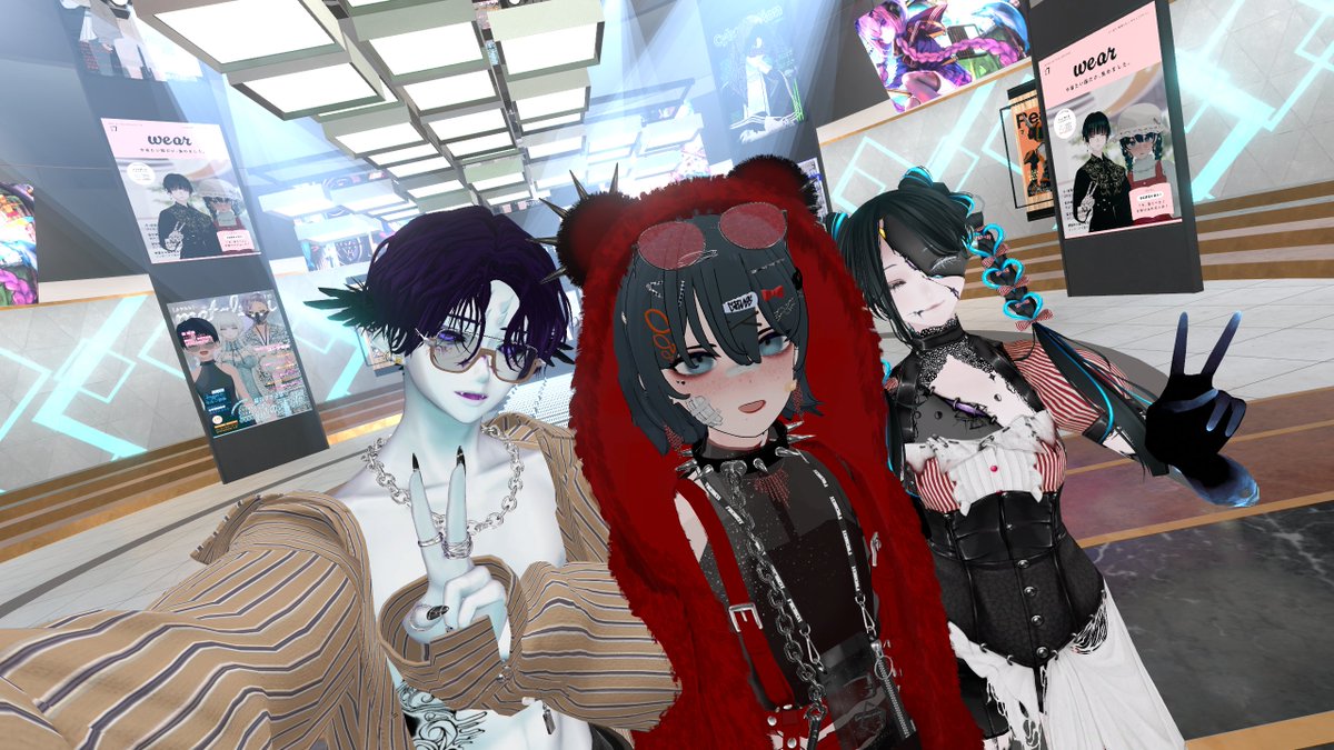 Volf_1854's tweet photo. 最後にCaratのメンバーと行ってきました✨
#Carat_Vmall #Vketphoto https://t.co/kFkHE8UCMg