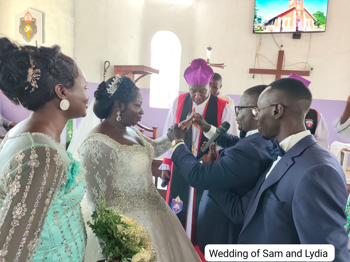 SadiikiAdams's tweet image. The Archbishop of Church of Uganda, The Most Rev. Dr. Stephen Samuel Kaziimba Mugalu, has today paid a courtesy prayer visit to the home of Mzee Lameck Ogwal, the husband of the late Dokolo District Woman Member of Parliament, Hon. Cecilia Barbara Atim Ogwal, in Kole District.…