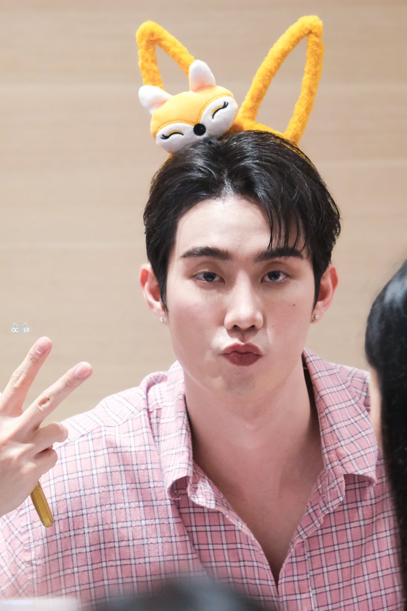 Oc28er's tweet image. น้อนแอร์ฟอสน่ารักยังค้าบ 🦊
#มหกรรมนิยายนานาชาติ2025xFB
#fforce_ @fforcejs •.★
#OC28ERpic