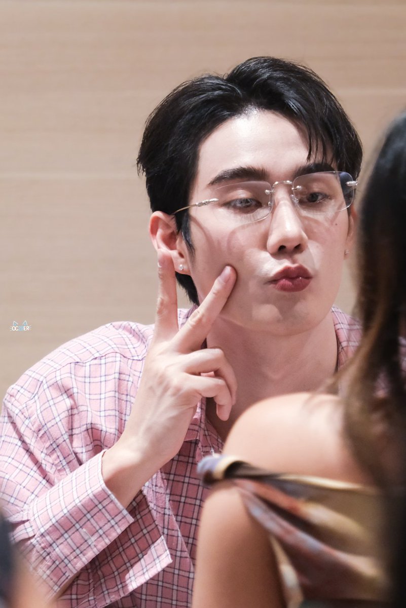 Oc28er's tweet image. น้อนแอร์ฟอสน่ารักยังค้าบ 🦊
#มหกรรมนิยายนานาชาติ2025xFB
#fforce_ @fforcejs •.★
#OC28ERpic