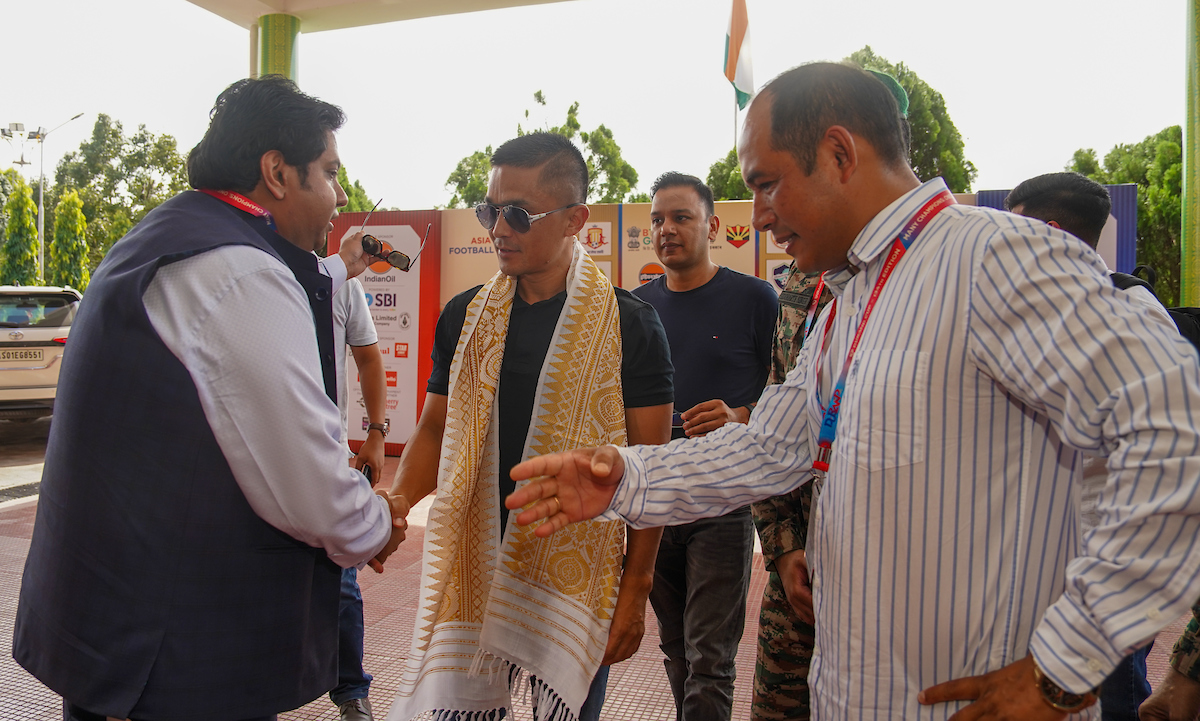 KhelNow's tweet image. Sunil Chhetri attended the Durand Cup 2025 opener in Kokrajhar as the chief guest as Indo Tibetan Border Police FT played Karbi Anglong Morning Star at the SAI Stadium.

#IndianFootball #IndianFootballTeam #SC11