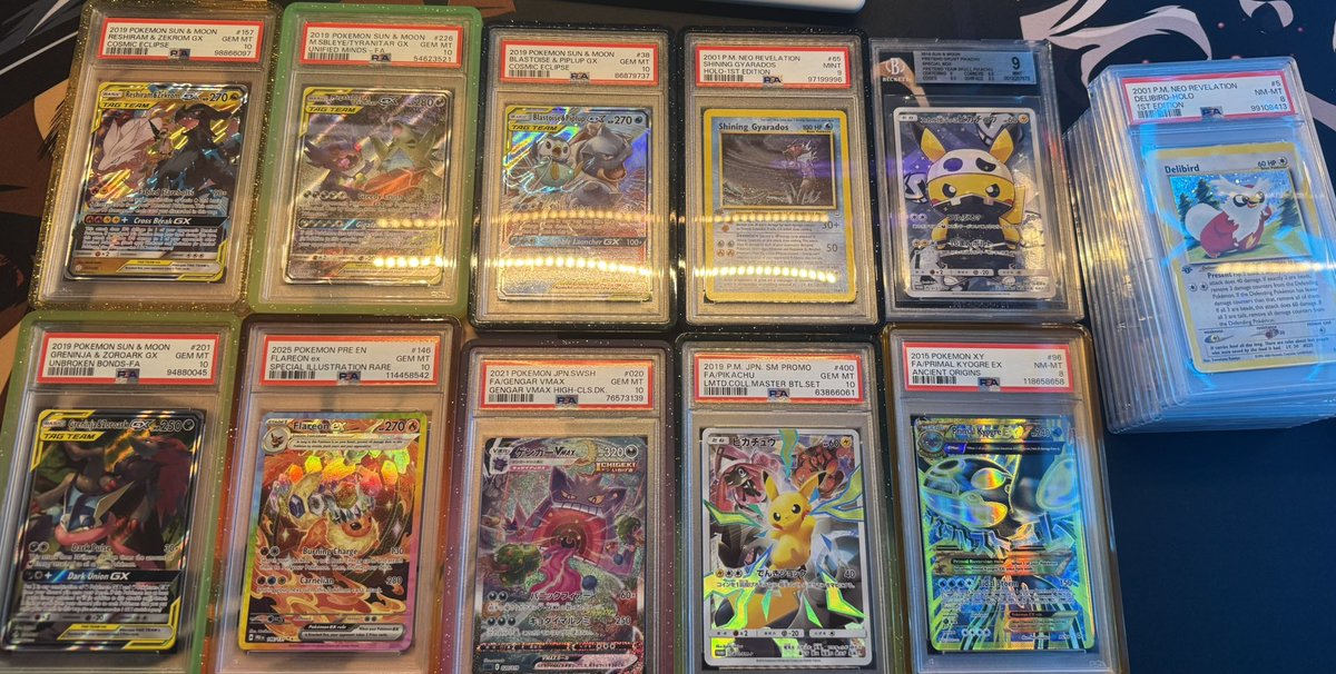 JoeyZaddy's tweet image. Only did 1 day at Collect a Con Richmond but Wow what a huge pick up day . Also picked up some vintage cards to get graded . Iβll be at the next con in Charlotte π.