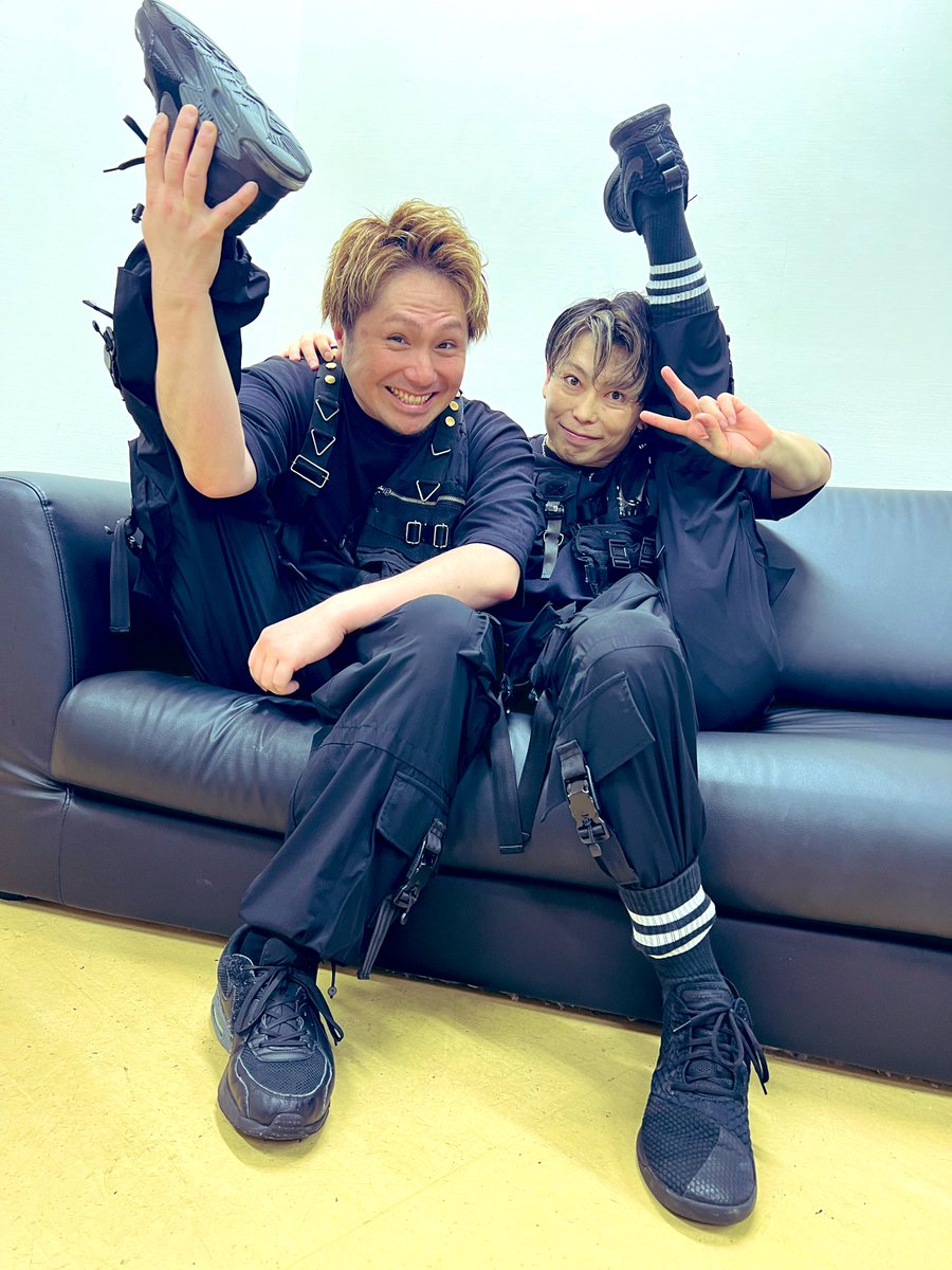 OBJECTS_mono's tweet image. 【舞台出演報告】
OBJECTSからSHINSUKE &amp;amp; Doltonが出演させていただいた舞台
🎤舞台『ヒプノシスマイク -Division Rap Battle-』Rule the Stage《Mix Tape1 Revenge》

本日無事に終演しました！
たくさんの応援、本当にありがとうございました🔥

#OBJECTS 
#ヒプステ
#DDB