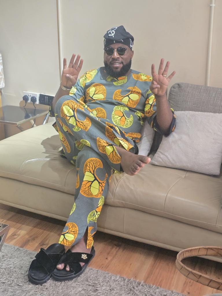 AtoyebiPaulB's tweet image. It's party time for the newly sworn in Lagos LGA Officials