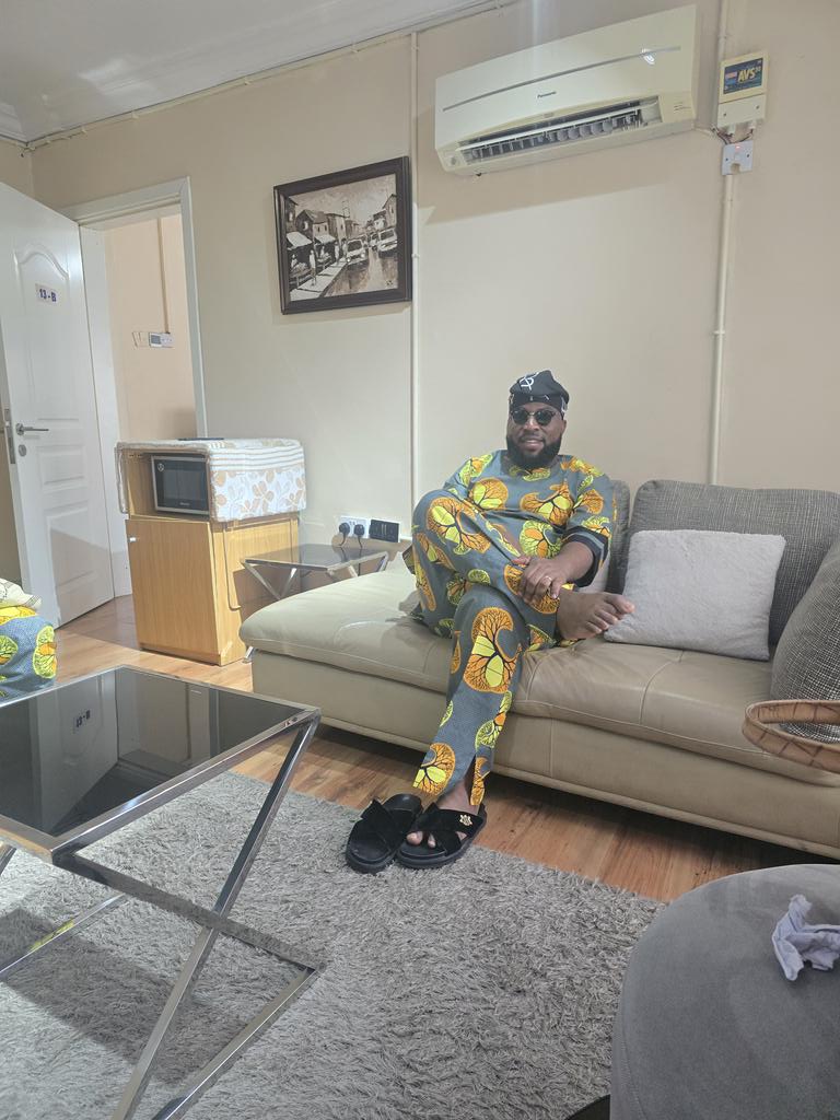 AtoyebiPaulB's tweet image. It's party time for the newly sworn in Lagos LGA Officials