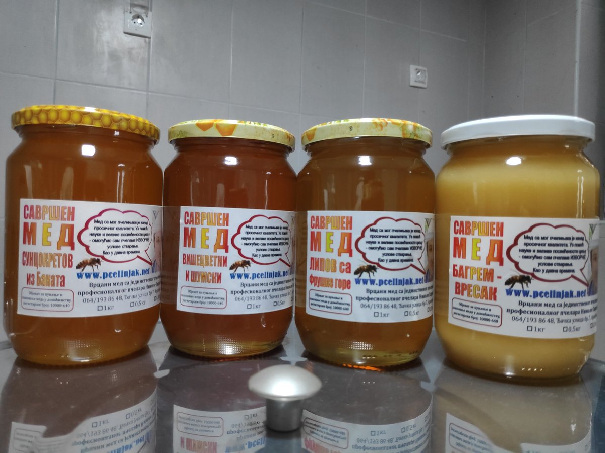 EkoloskiMed's tweet image. Три овогодишње врсте меда и једна прошлогодишња. Ремек дела пчела, коју год врсту меда одаберете - не можете погрешити. #Med #Pčele #Umetnost #Savršenstvo