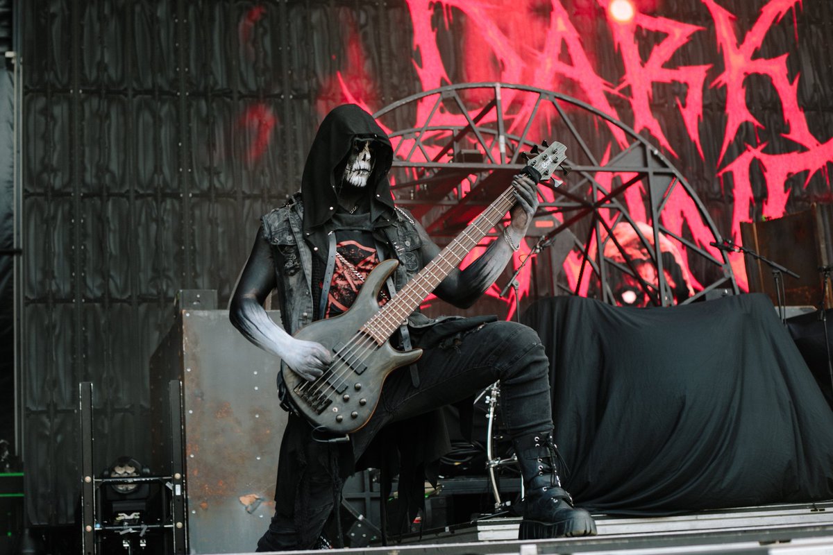 HowWeAreupdates's tweet image. Photographed @AlphaWolfCVLT and @DarkDivineMusic at @JBTConcerts in Wantagh, NY on 7•20•25
See more photos here - tinyurl.com/47ucmaas

📷: @TheAndyJimenez