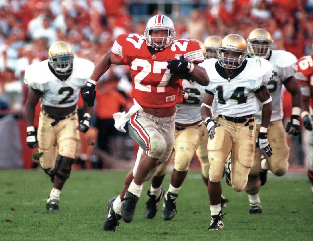 cfb_tour's tweet image. 27 DAYS UNTIL COLLEGE FOOTBALL!
The countdown continues with Eddie George.
- Unanimous All-American
- Doak Walker Award
- Maxwell Award
- Heisman Trophy
- 4x Pro Bowl
- No. 27 Retired by Ohio State & the Titans
- College Football Hall of Fame
- Bowling Green Head Coach