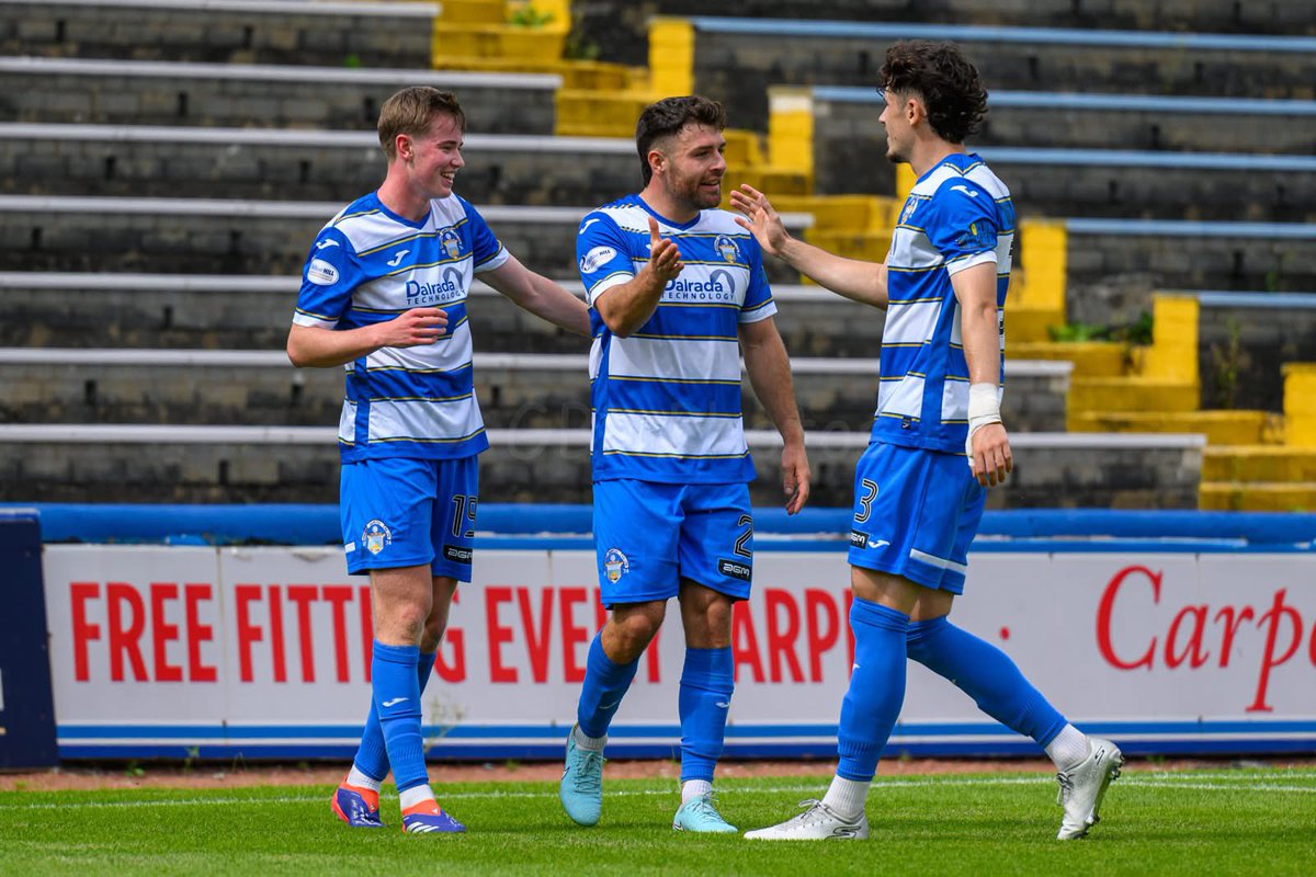 good start in the new colours! 🔵⚪️
