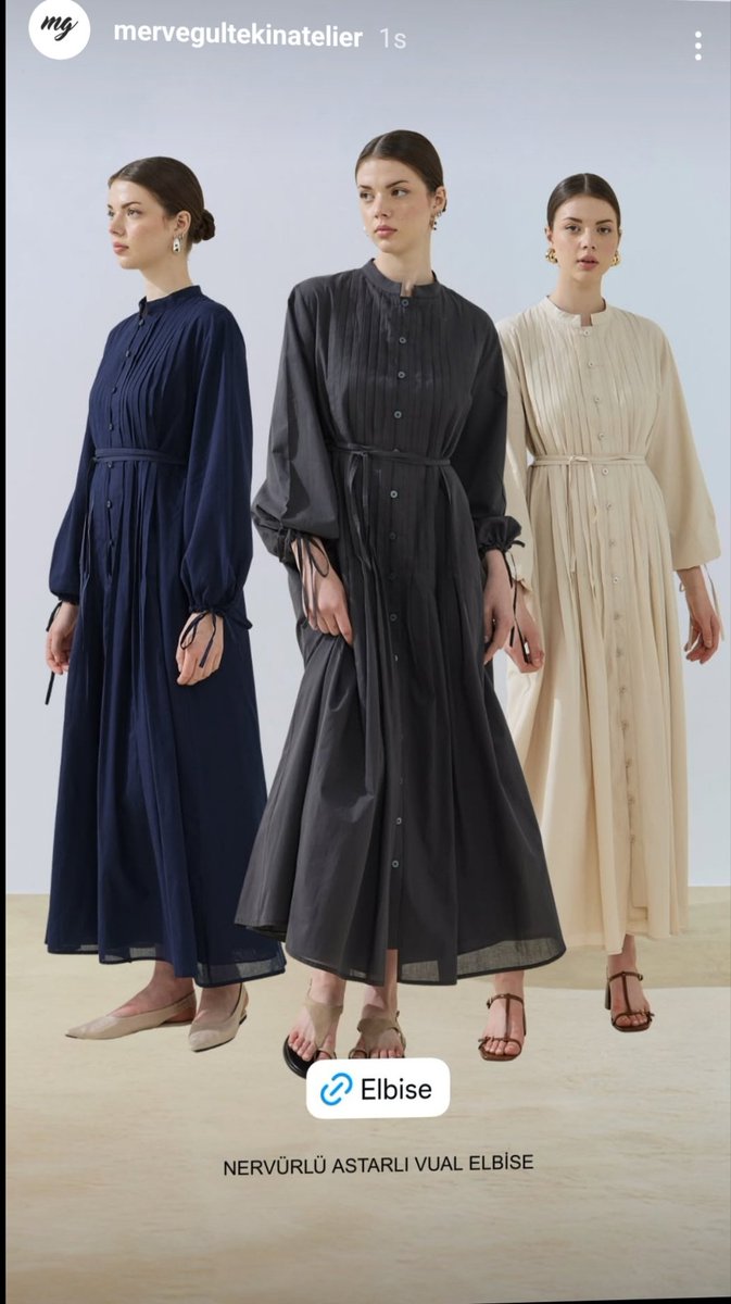 şu modelin lacivertini ve taş rengini anneme  aldım.annem laciverti iade et farklı model al deyip durdu. neymiş efendim, lacivert çabuk solarmış, ütülemesi zormuş vs vs.. iade etmedim. lacivertin rengi sabitlensin diye tuzlu suya bastırdım falan. 🤭