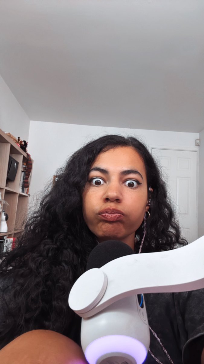 Twitch.tv/saskiacole watch party time