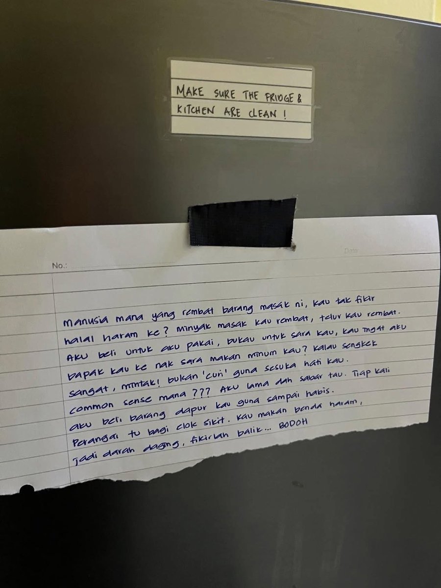 HobinJangHobin_'s tweet image. Ni la yang dimaksud kan bila orang kata perangai bifoti.
Dah 5 bulan macam ni.. apa yang dia fikir eh sebenarnya. aku ni takdela nak kedekut sangat bab makanan, tapi kalau ambik sesuka hati, guna sampai habis, sape je tak naik angin.
Beli sebotol minyak masak, sebotol tula…