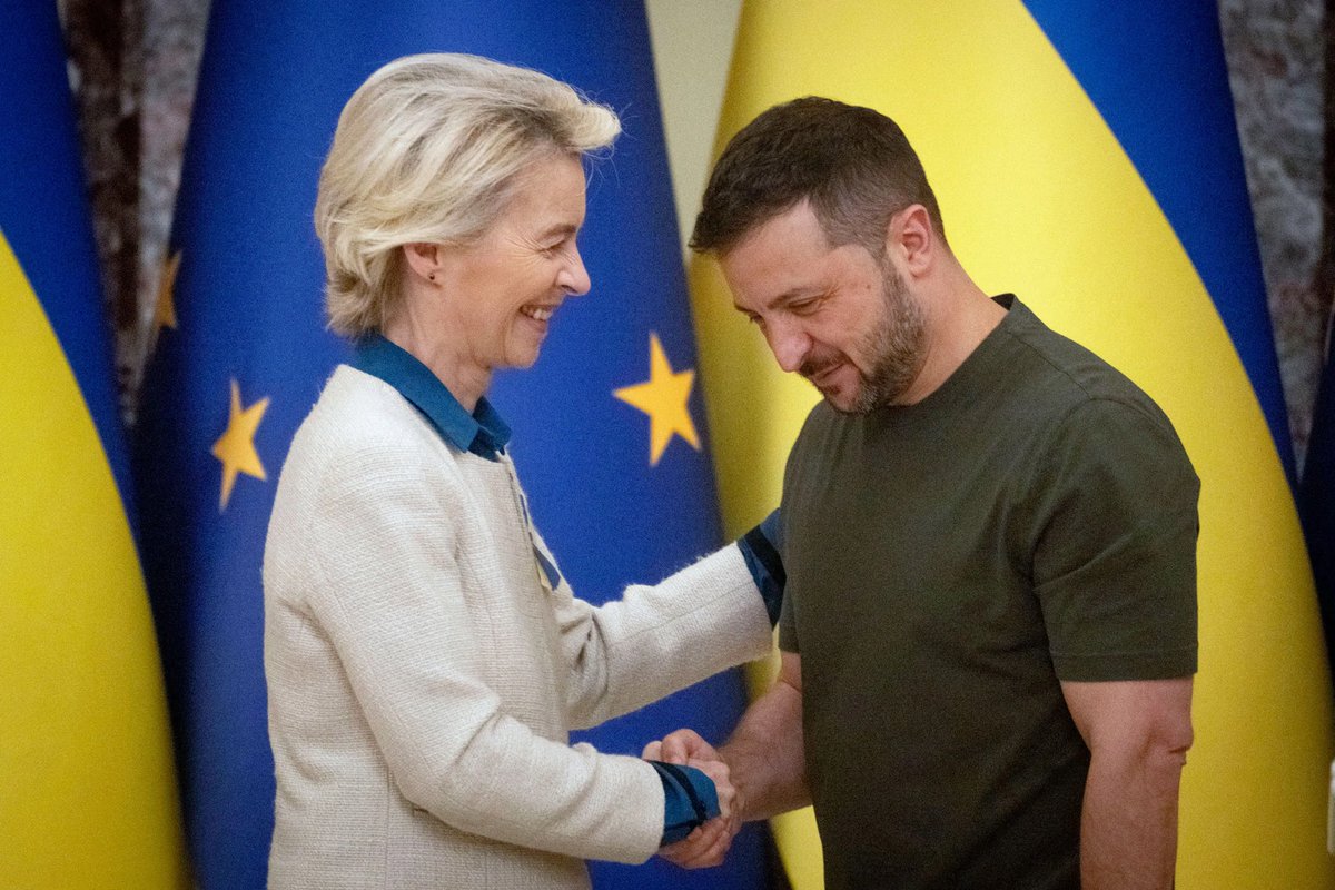 🇪🇺📞🇺🇦 Zelensky: I spoke with President of the European Commission Ursula von Der Leyen. We discussed many issues: Ukraine’s European integration, further strengthening of sanctions against Russia, and the functioning of our anti-corruption infrastructure.

We talked about the