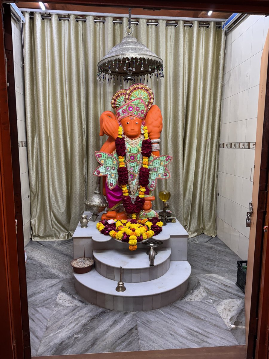 Akash_c09's tweet image. 🙏 Jai Bajrangbali