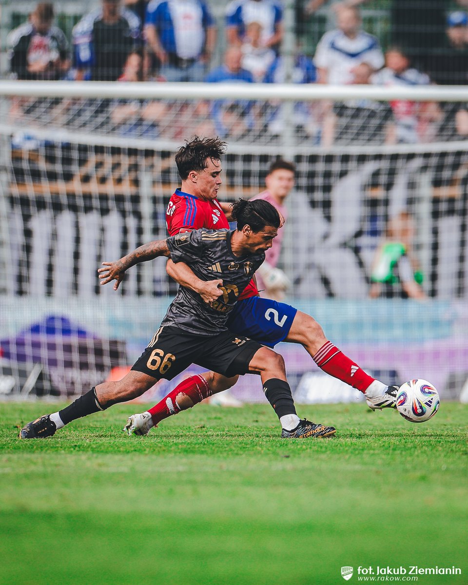 Rakow1921's tweet image. Raków, do końca! 🔴🔵

#RCZWPŁ