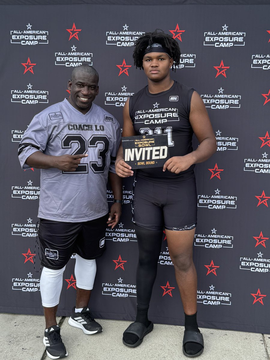 ChaseFosterII13's tweet image. Thank you @AAECamp for an invite to the All-American Exposure Bowl game 🦾Camp was great and I can’t wait to come back to compete again🤞🏽@Excelspeed12 @CoachFree08 @TOTAL_ATHLETE @BenMoore247
@DutchtownFB1 @kevontglenn @_coachsolo @EricSwinney @RecruitGeorgia @PlayBookAthlete…