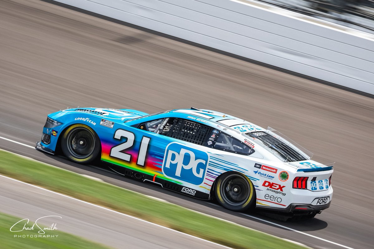 Chad200's tweet image. Who kisses the bricks @IMS later today?
🧱 Hoosier on Pole?
🧱 Betting favorite?
🧱 Dark Horse?
$1 million going to Ty Gibbs/Dillon as well.
#NASCAR #Brickyard400